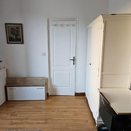 Maison D'Hote La Courneuve Esterno foto